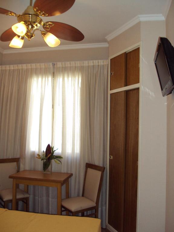 Hotel Rey Buenos Aires Room photo