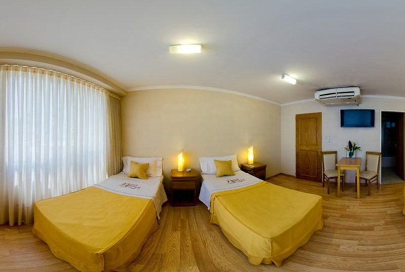 Hotel Rey Buenos Aires Exterior photo